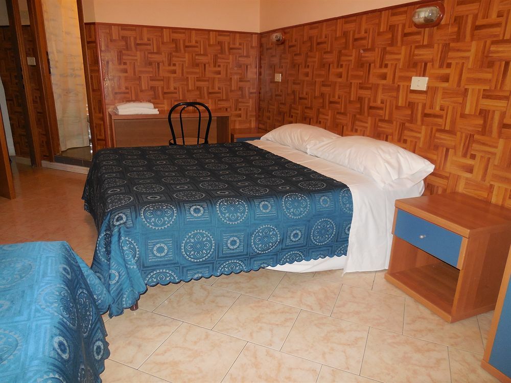 Cressy Hotell Rom Exteriör bild