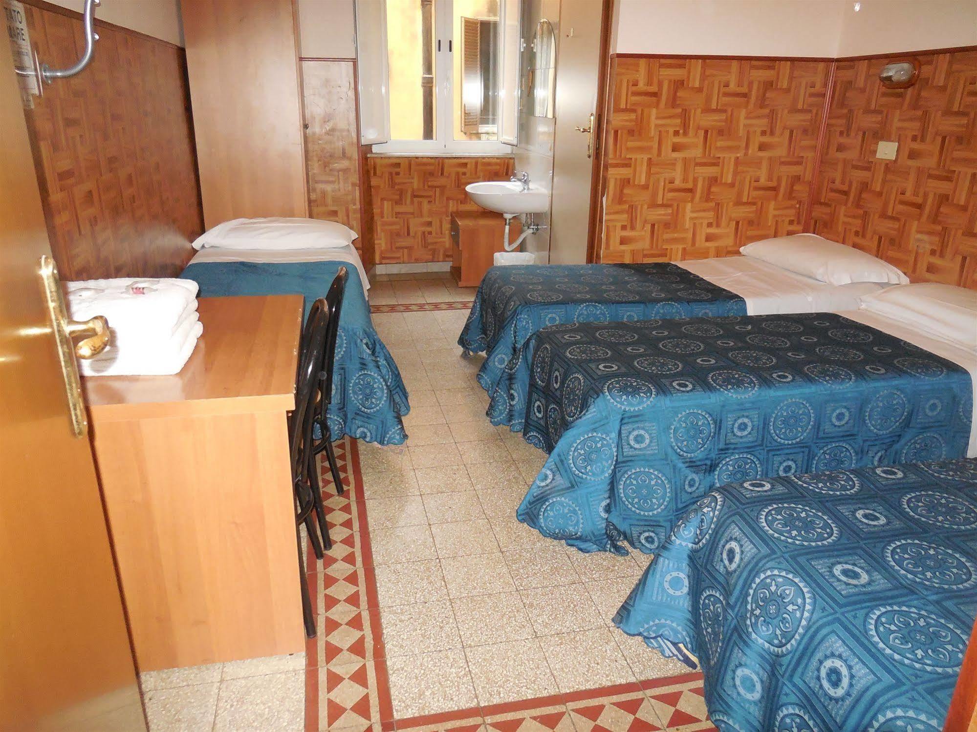 Cressy Hotell Rom Exteriör bild